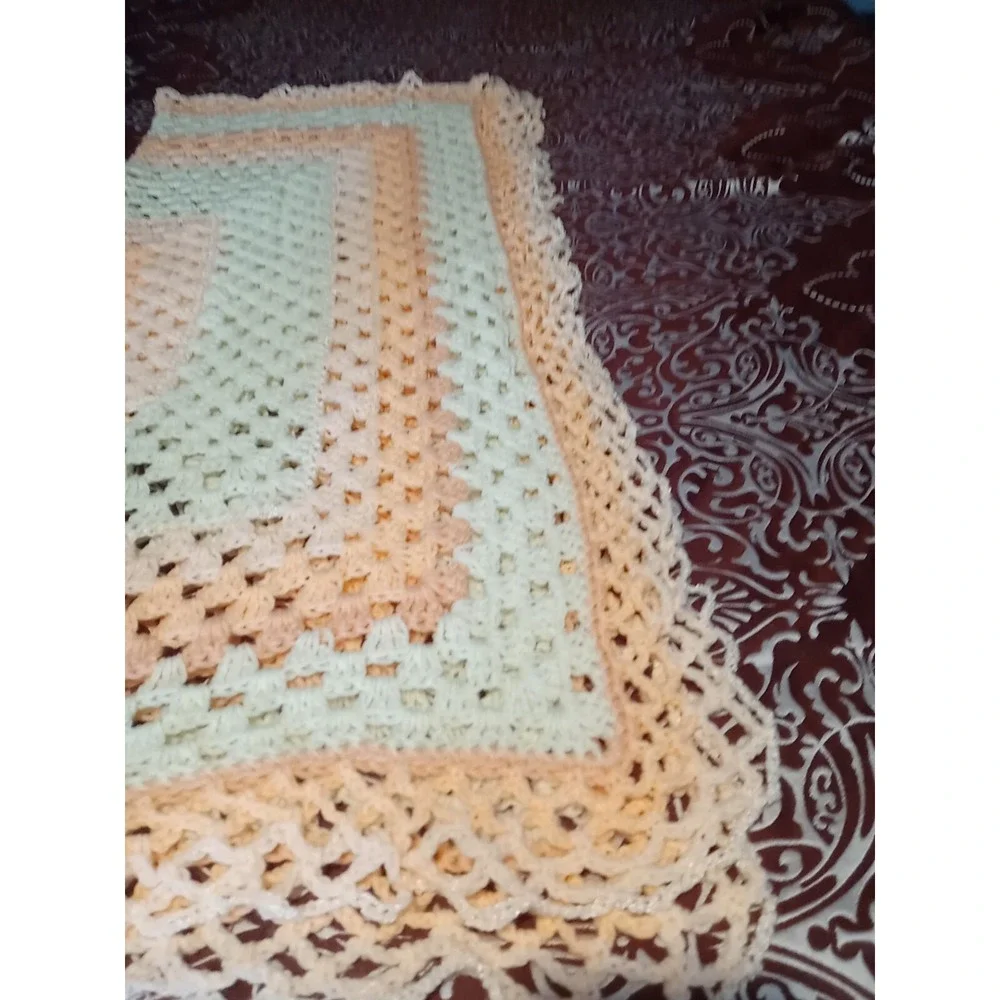 Vtg Handmade Granny Square Blanket Afghan‎ Crochet Knit Throw Blanket 50 x 45